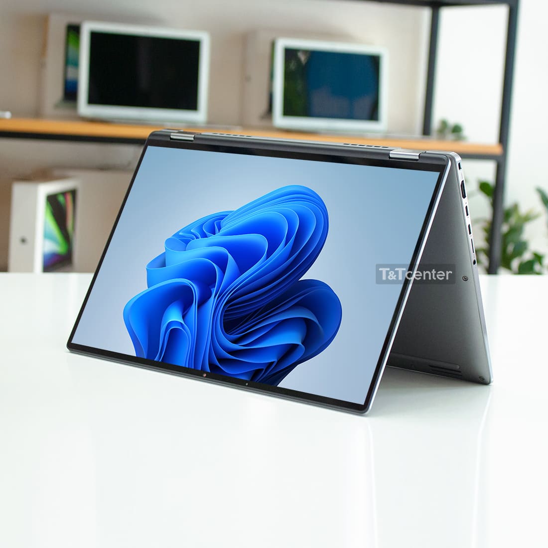 Thiết kế 2-in-1 hiện đại, sang trọng