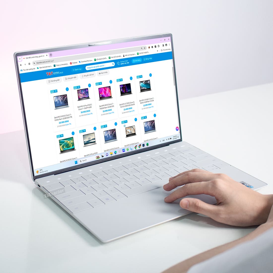 Màn hình OLED 3.5K hiển thị cực sắc nét