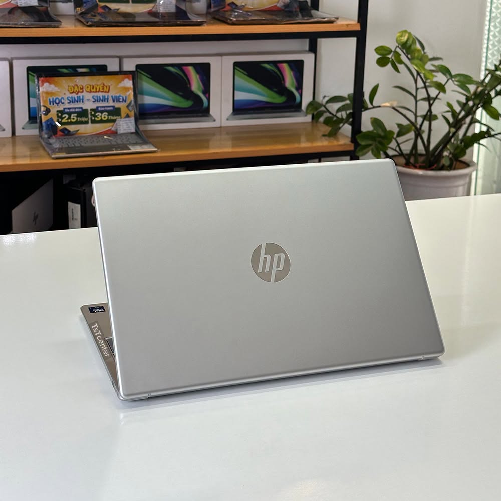 Tổng quan về HP Laptop AI 15-fd2050wm (D4JK5UA)