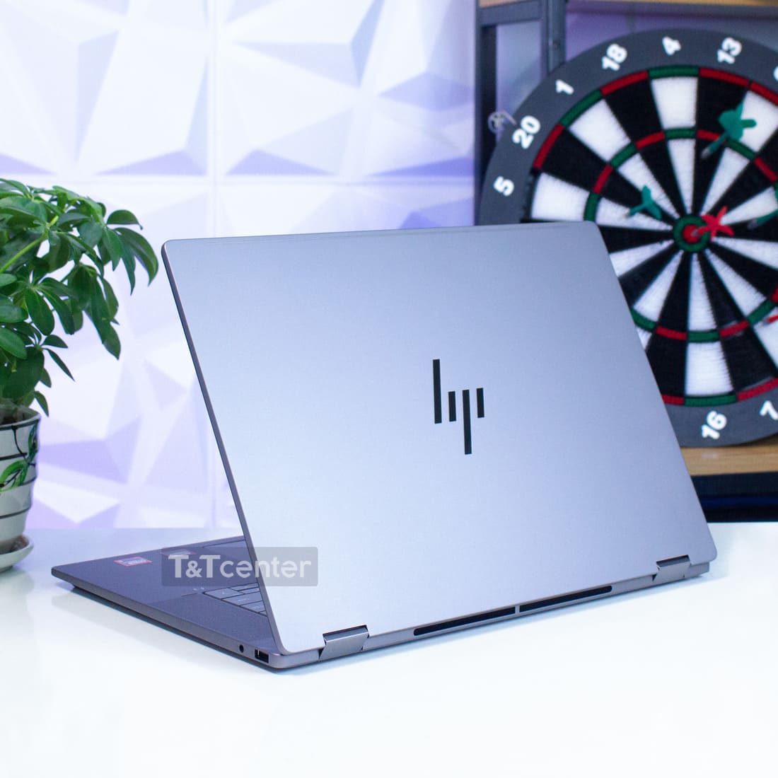 Thiết kế mỏng nhẹ, sang trọng