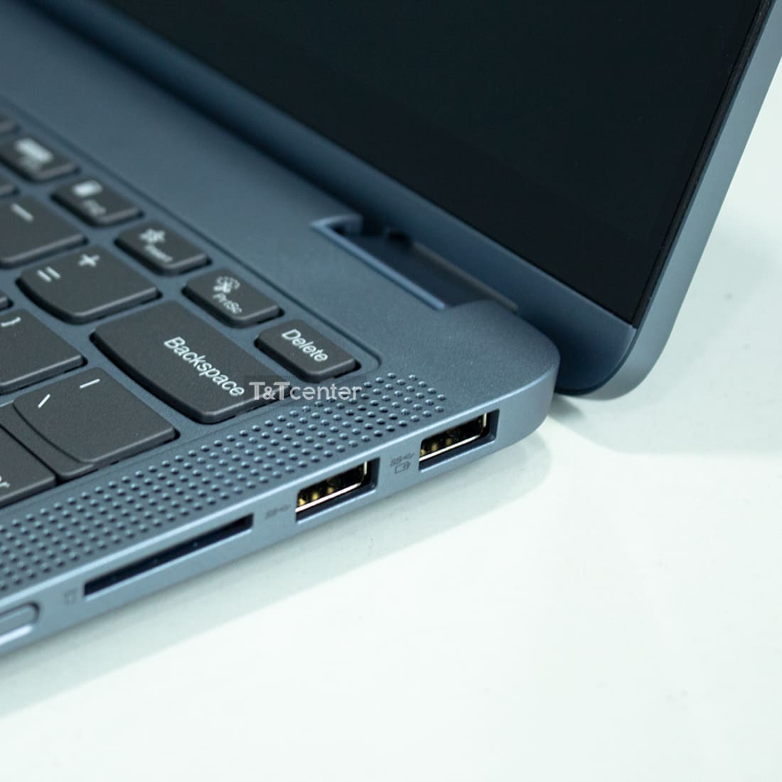 Hệ thống cổng kết nối đa dạng, bảo mật tốt