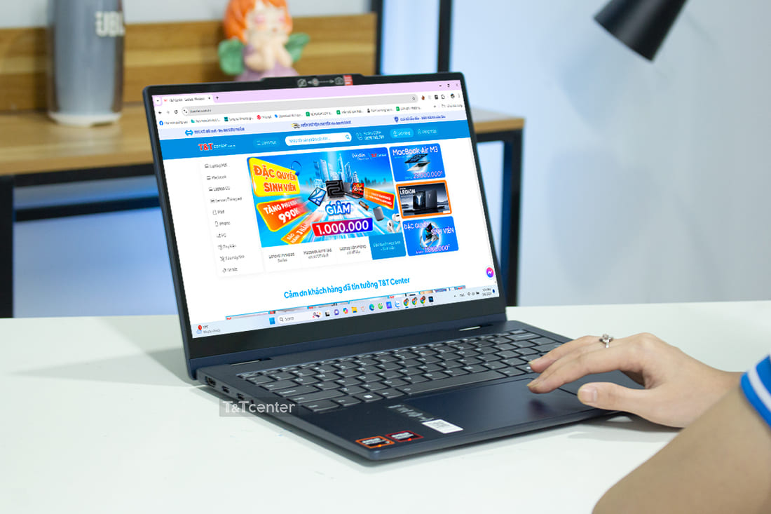 Trang bị hệ thống camera và âm thanh cực hoàn hảo 