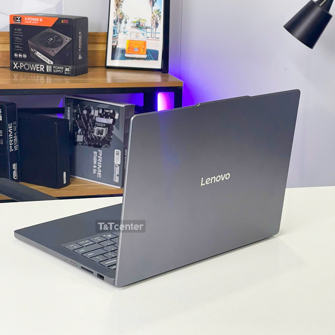 Bàn phím gõ tốt, touchpad mượt mà 