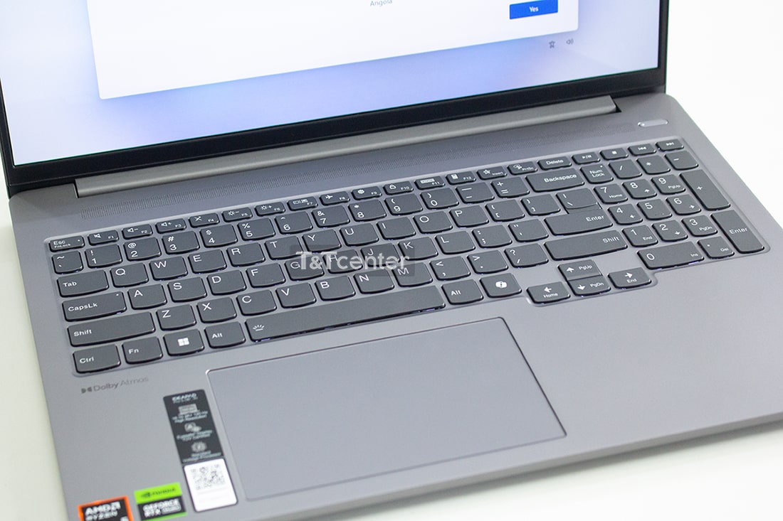 Bàn phím tiện dụng, âm thanh sống động