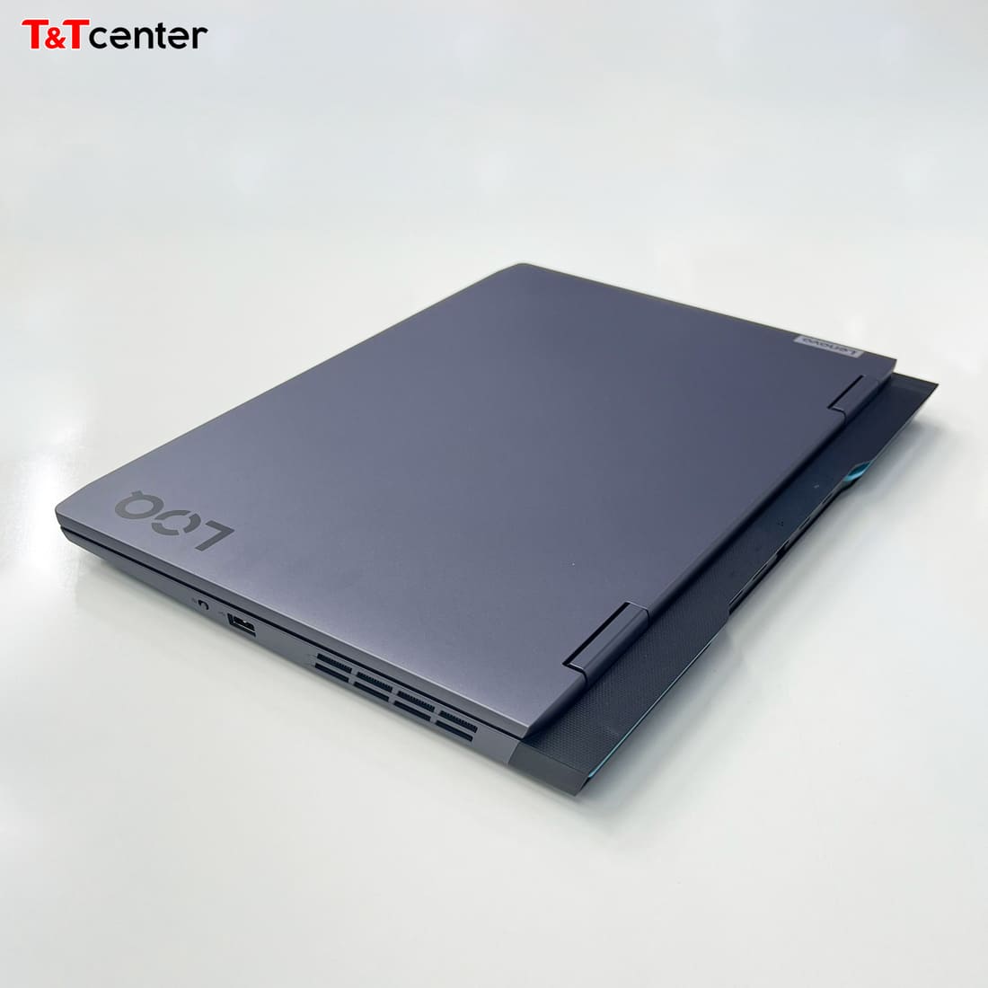 Thiết kế cứng cáp, mạnh mẽ