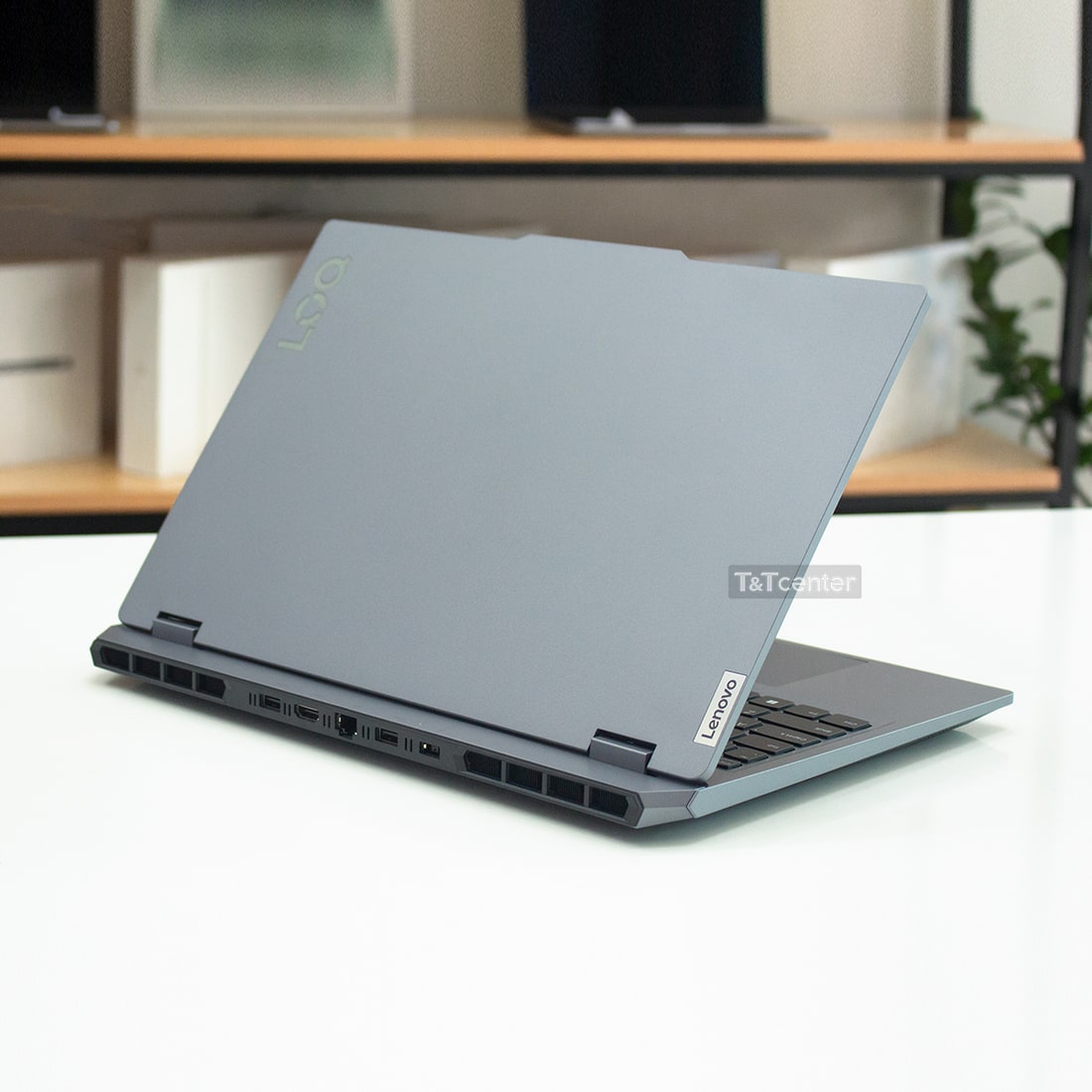 Diện mạo mới, đơn giản nhưng vẫn mạnh mẽ