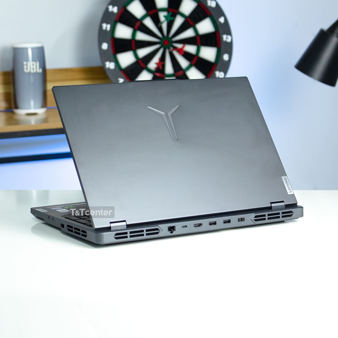 Thiết kế cực chắc chắn, chuẩn gaming