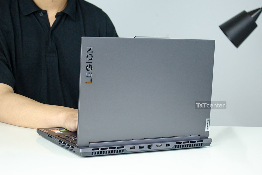 Kết nối dễ dàng với thiết bị ngoại vi