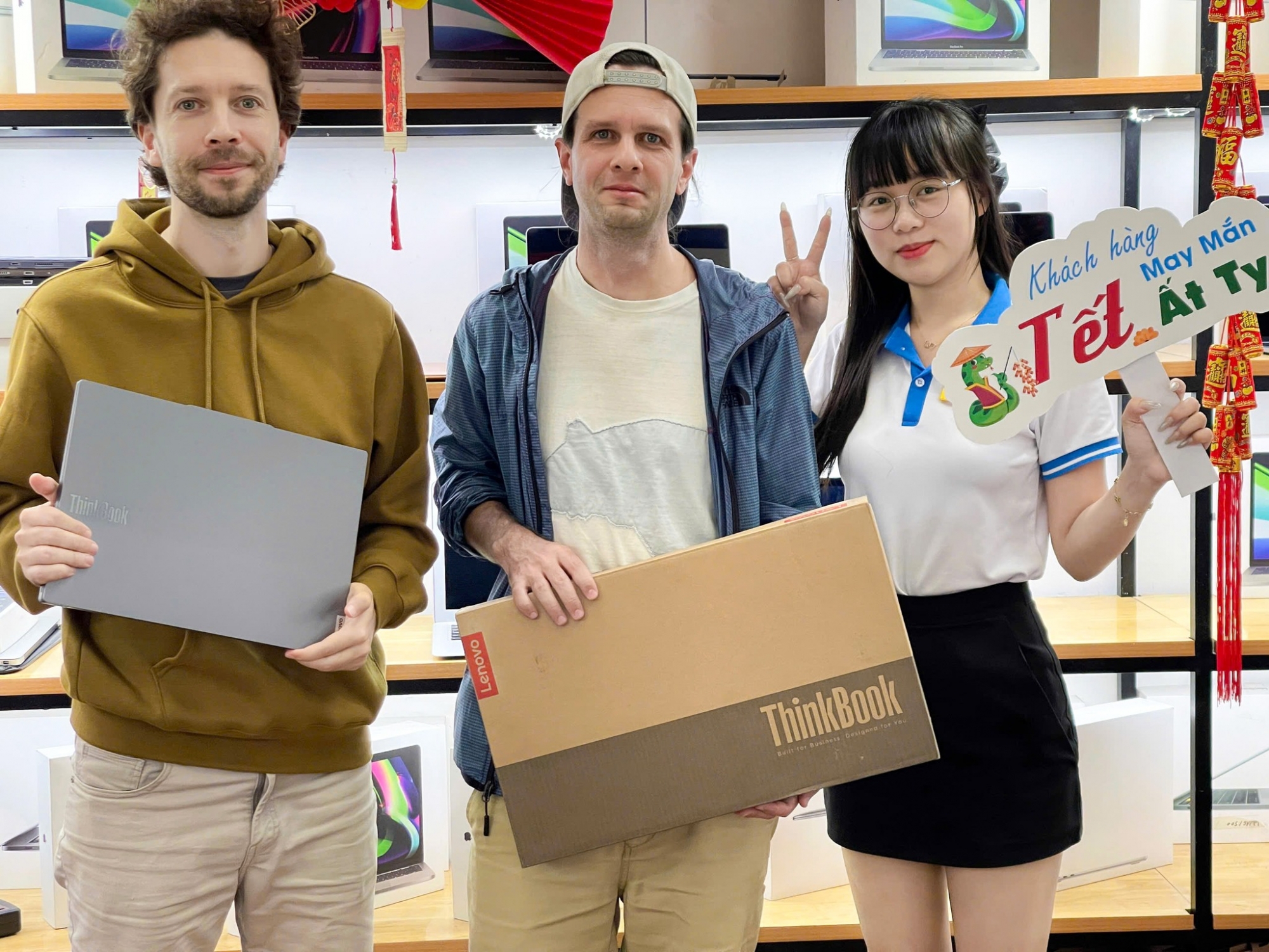 Mua Lenovo ThinkBook X G2 IAH Ultra 9 285H chính hãng ở đâu?