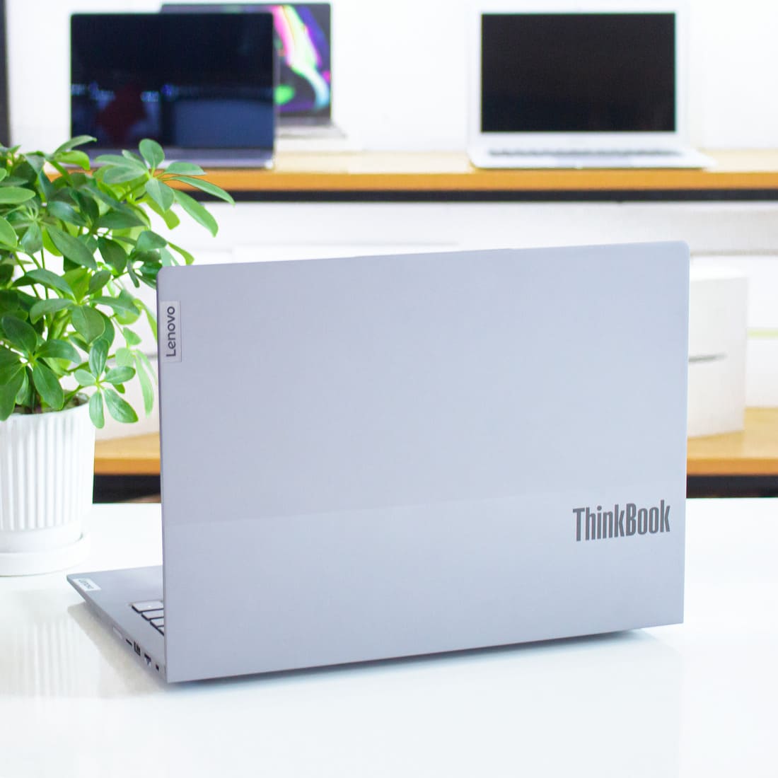 Dung lượng Pin lớn