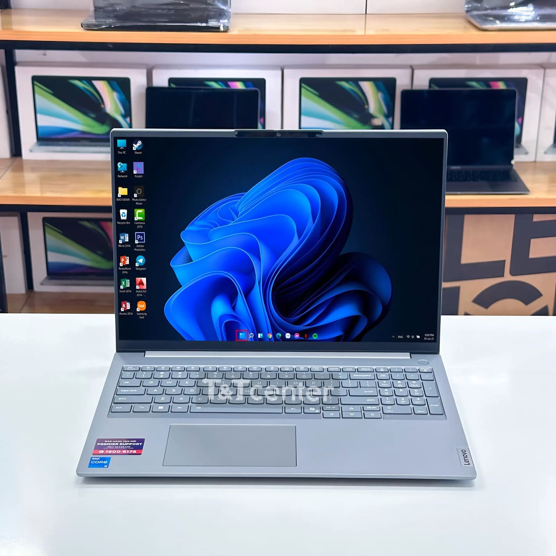 Màn hình 16 inch WUXGA - Không gian làm việc cực đỉnh