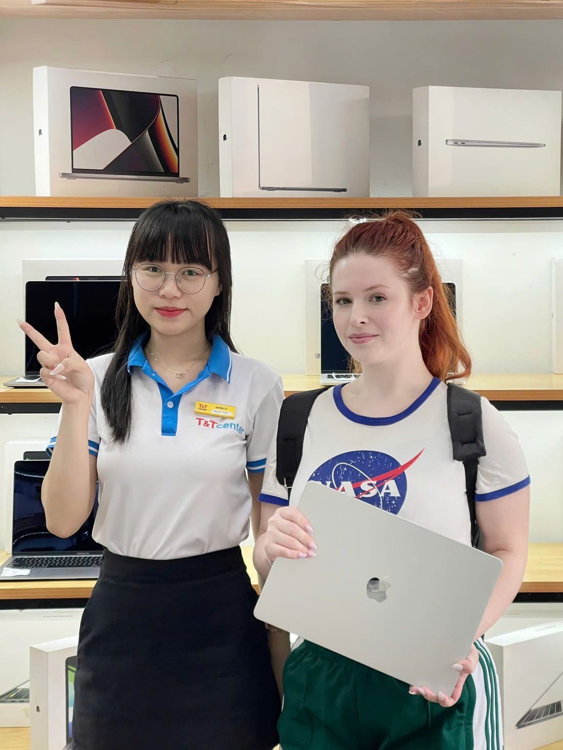 T&T Center – Nơi mua MacBook Air M2 chính hãng giá tốt nhất tại Đà Nẵng