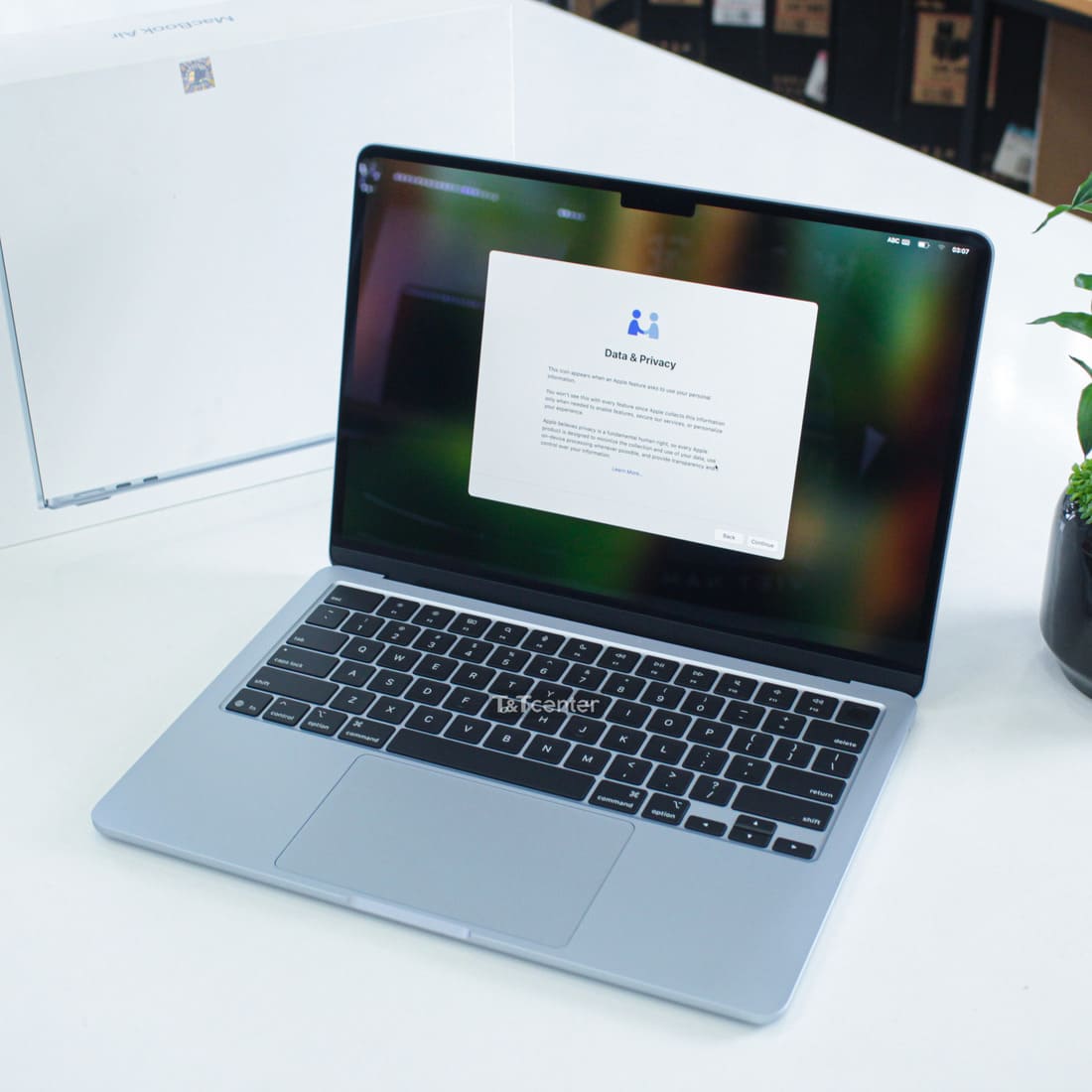 MacBook Air M4 2025 – Hoàn hảo cho lập trình iOS và macOS