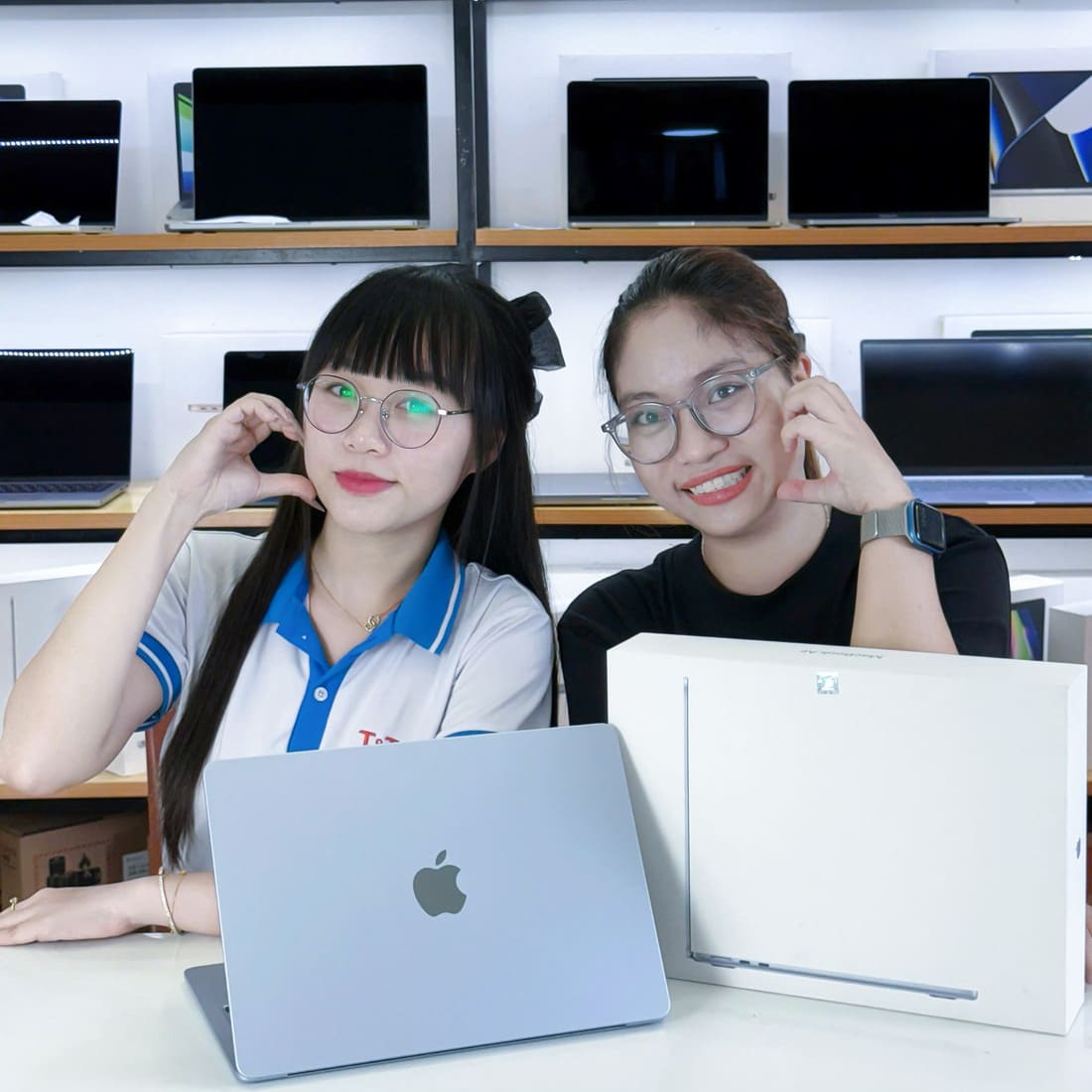Mua MacBook Air M4 15 inch 2025 chính hãng ở đâu?