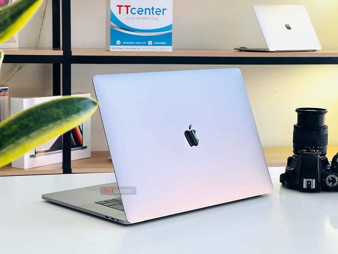 Thiết kế sắc nét, cực hút mắt