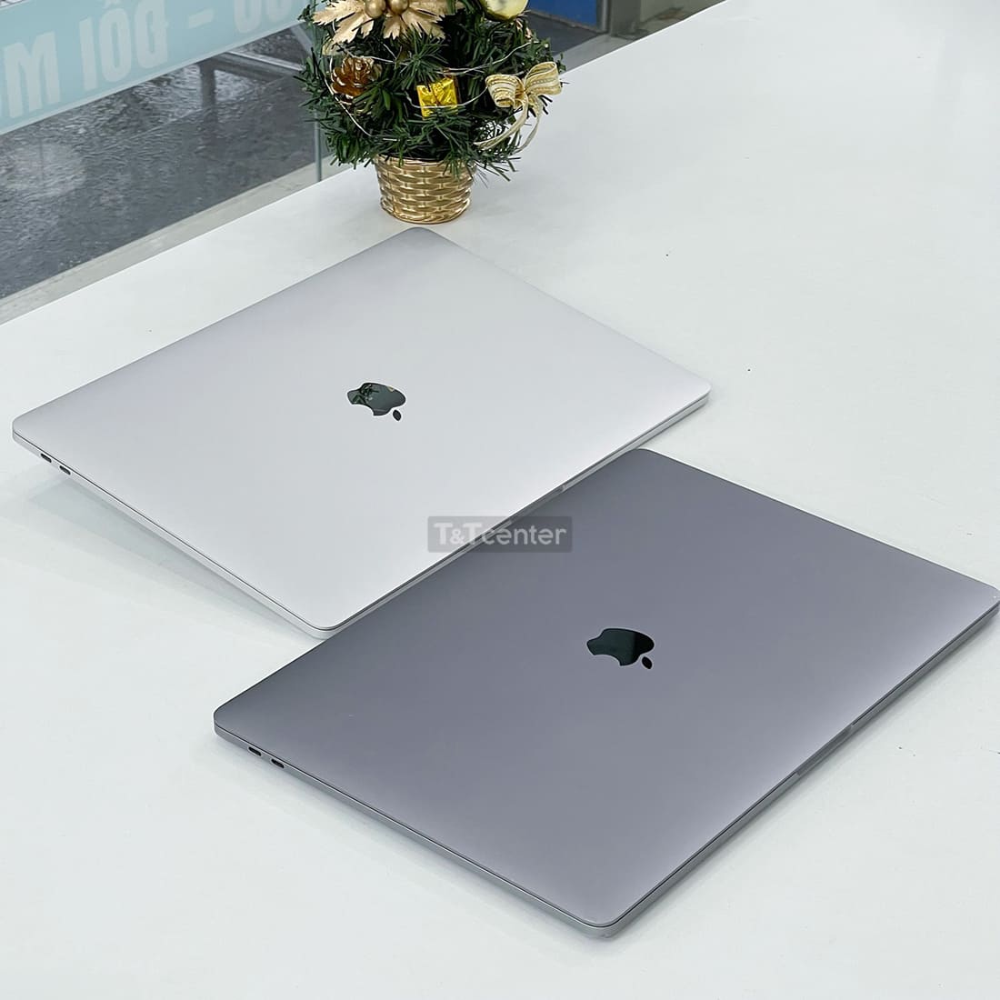Vì sao nên mua MacBook Pro 2017 15 inch i7 16GB 512GB Touchbar?