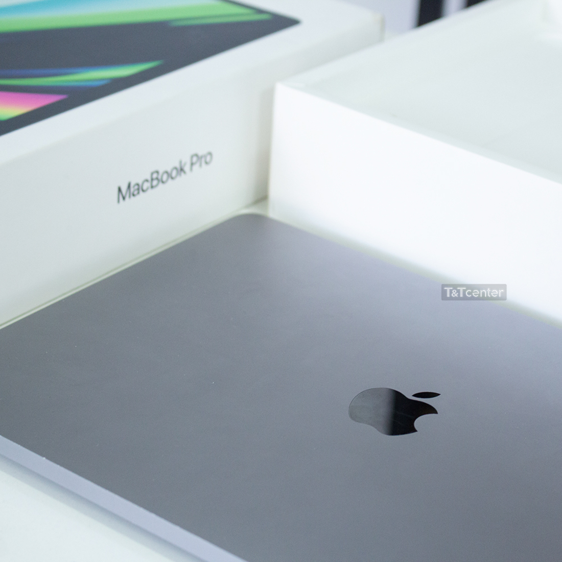 Thời lượng pin bình quân 18-20 giờ