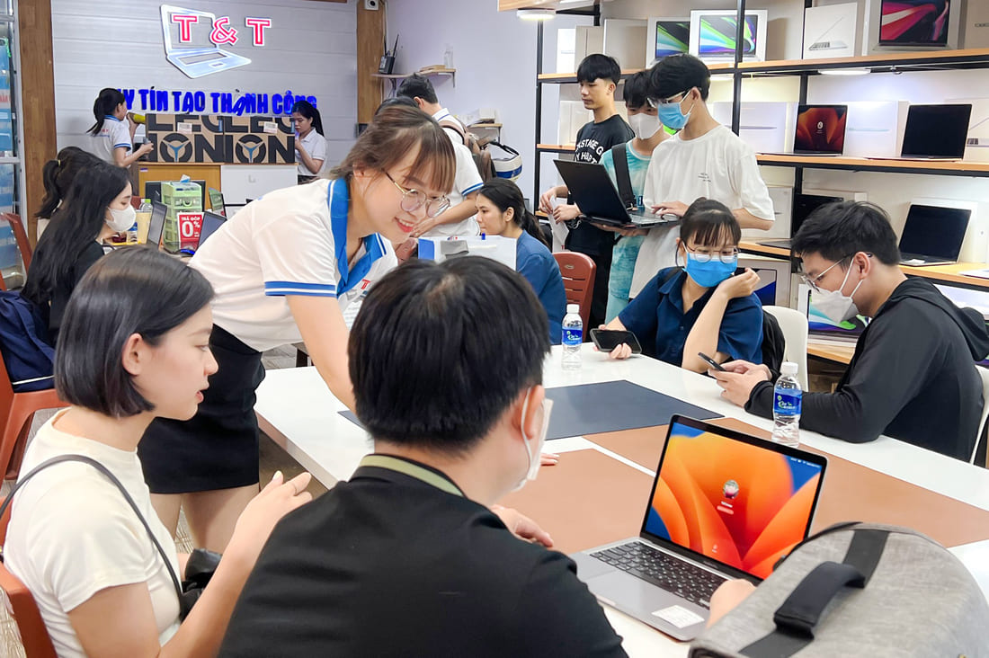 Mua HP Pavilion x360 2in1 14-ek0013dx giá tốt tại T&T Center