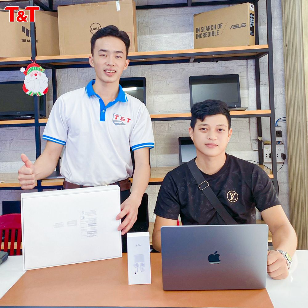 T&T Center - Địa chỉ mua Macbook Pro chính hãng