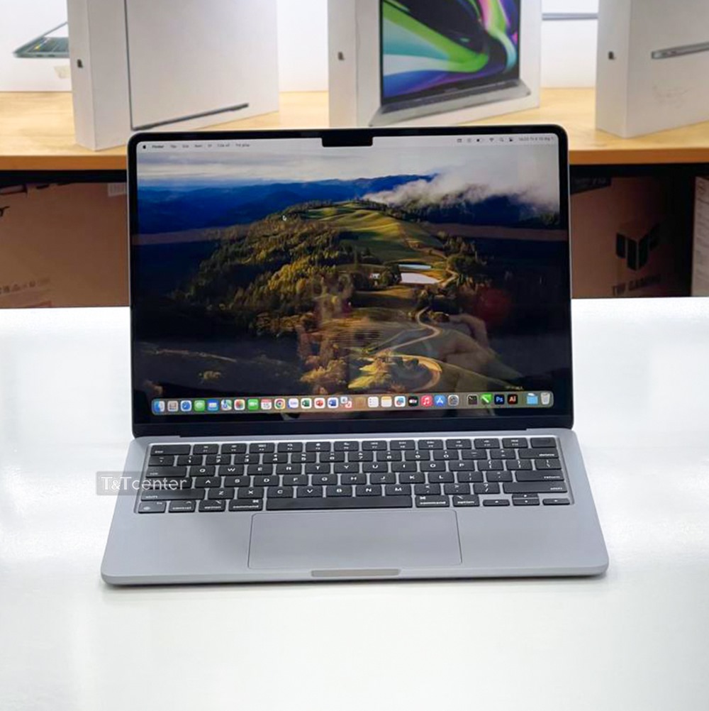 Màn hình 13inch Liquid Retina - Màu sắc rực rỡ, hiển thị sắc nét
