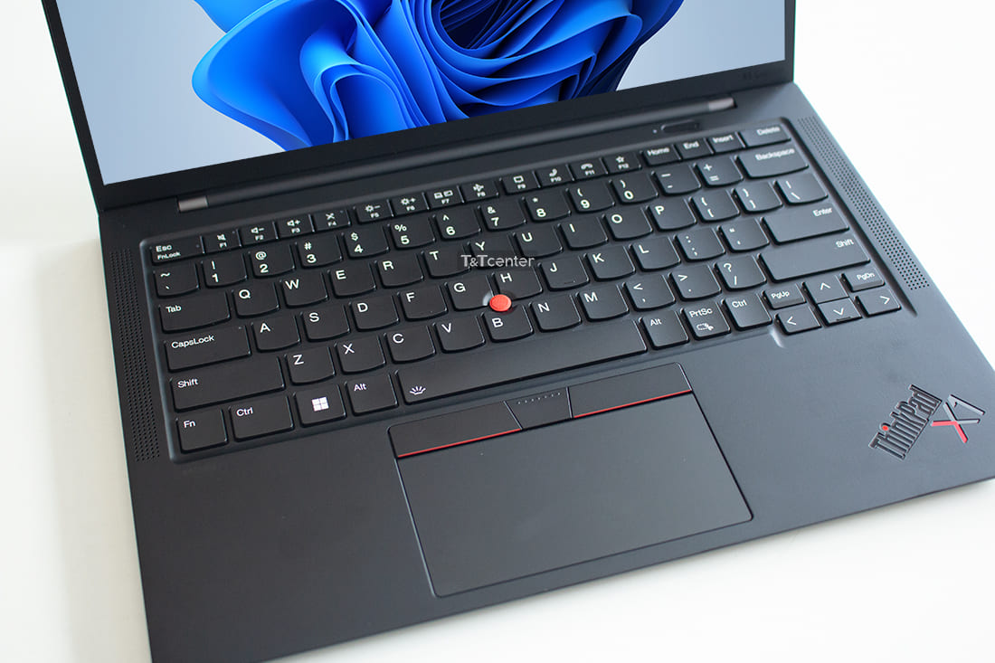 Bàn phím và TouchPad trứ danh