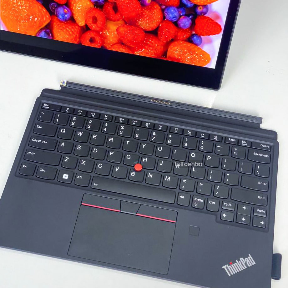 Bàn phím tháo rời tiện lợi