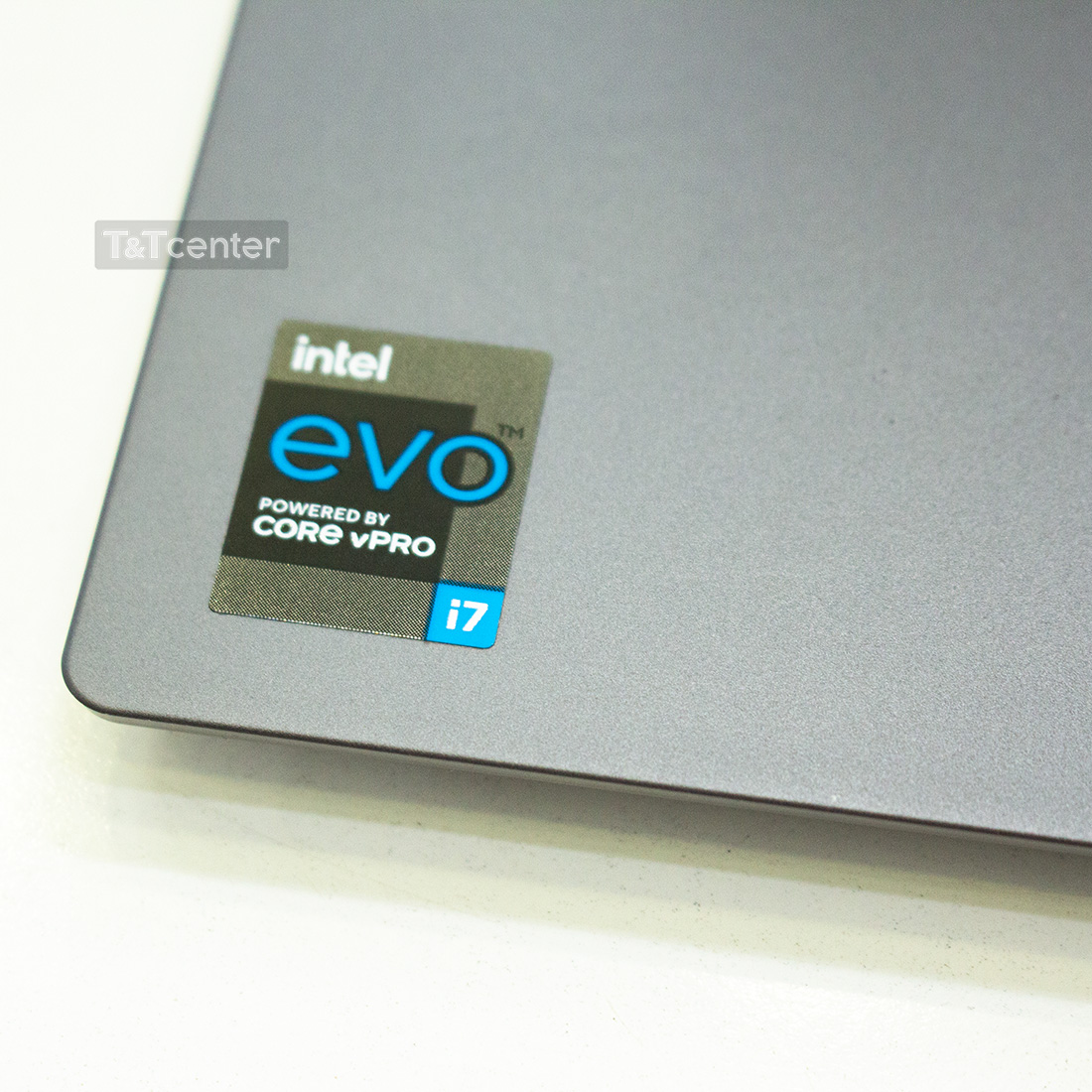 Hiệu năng mạnh mẽ với con chip Core i7 - 1185G7