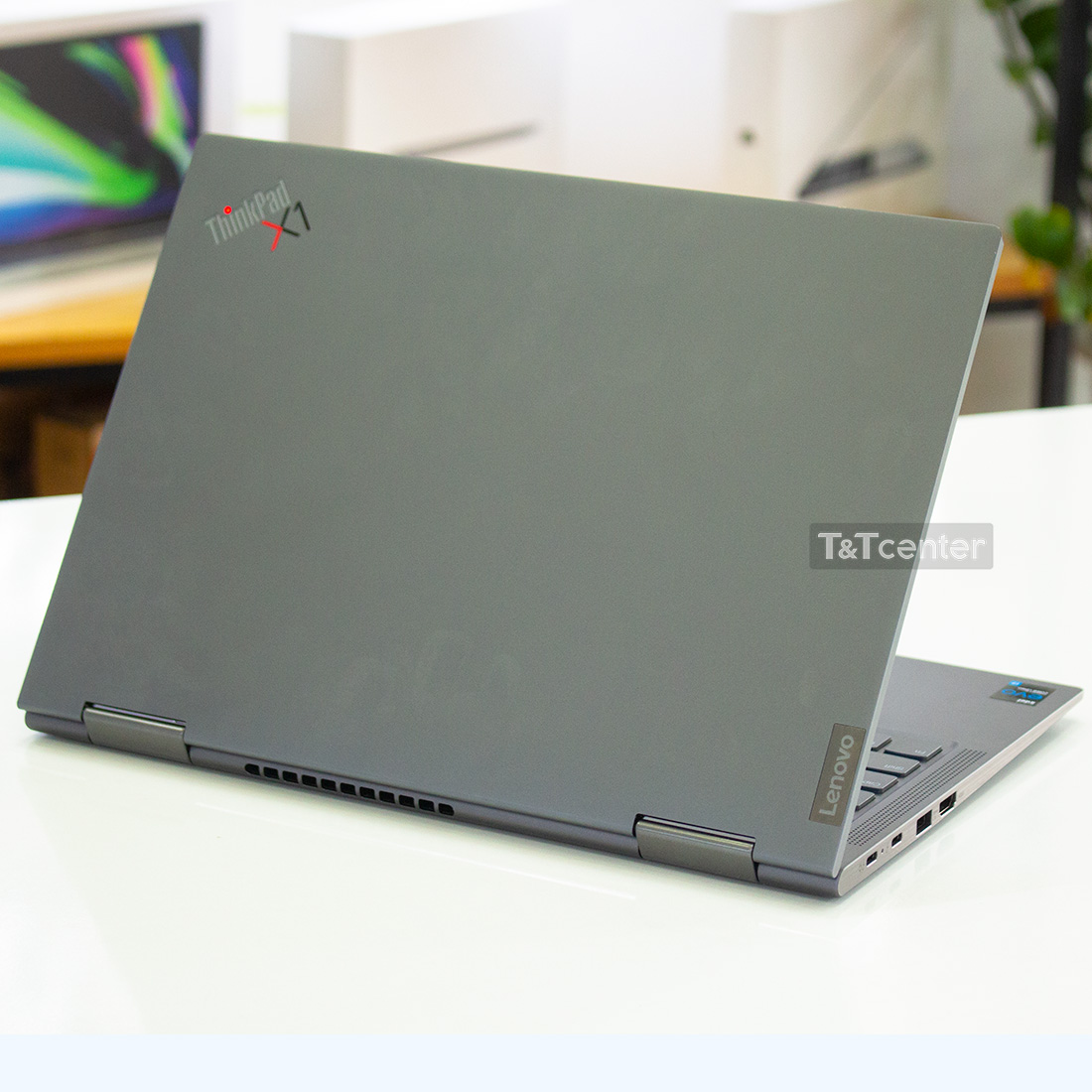 Hiệu năng vượt trội với con chip Core i7