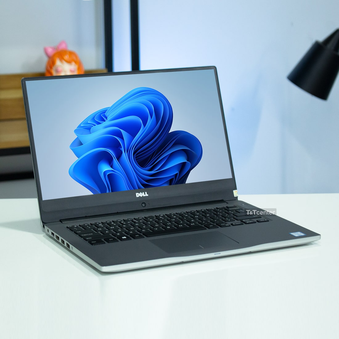 2.4 Dell Inspiron 7460 | Core i5 - 7200U Ram 8GB SSD 256GB 14'' NVIDIA 940MX