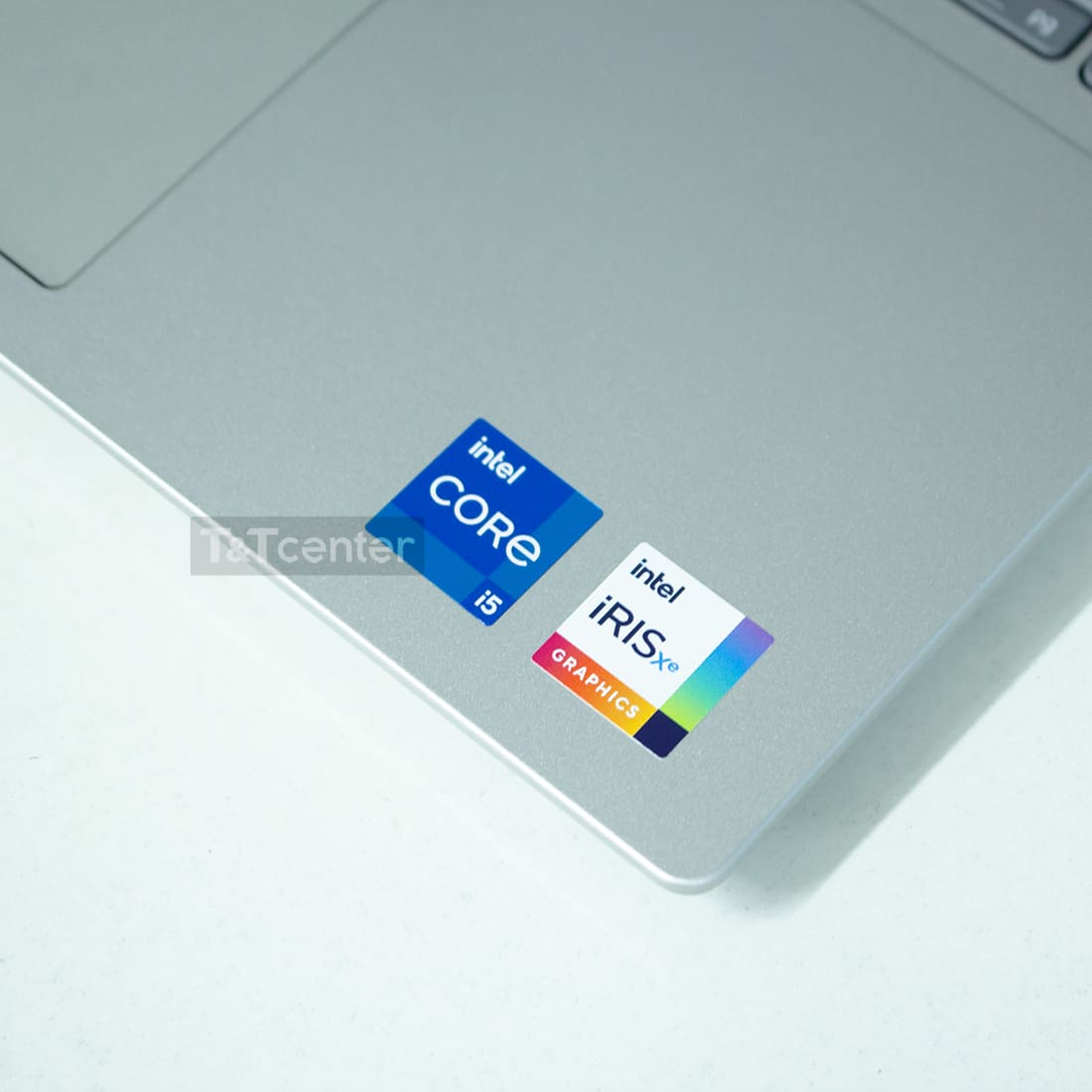 Cấu hình mạnh, đa nhiệm mượt mà