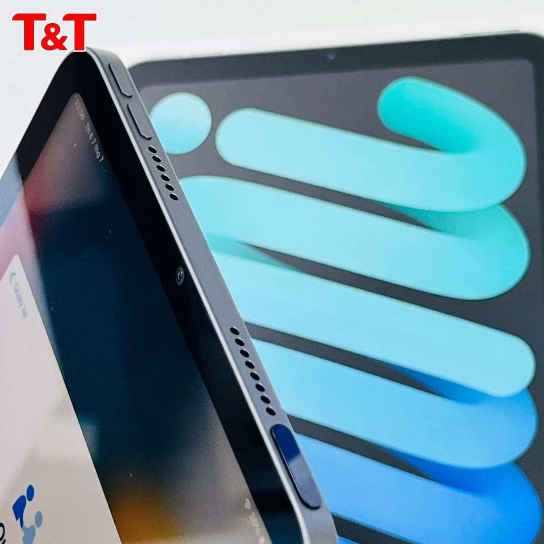 Bảo mật Touch ID, dung lượng pin sử dụng nhiều giờ