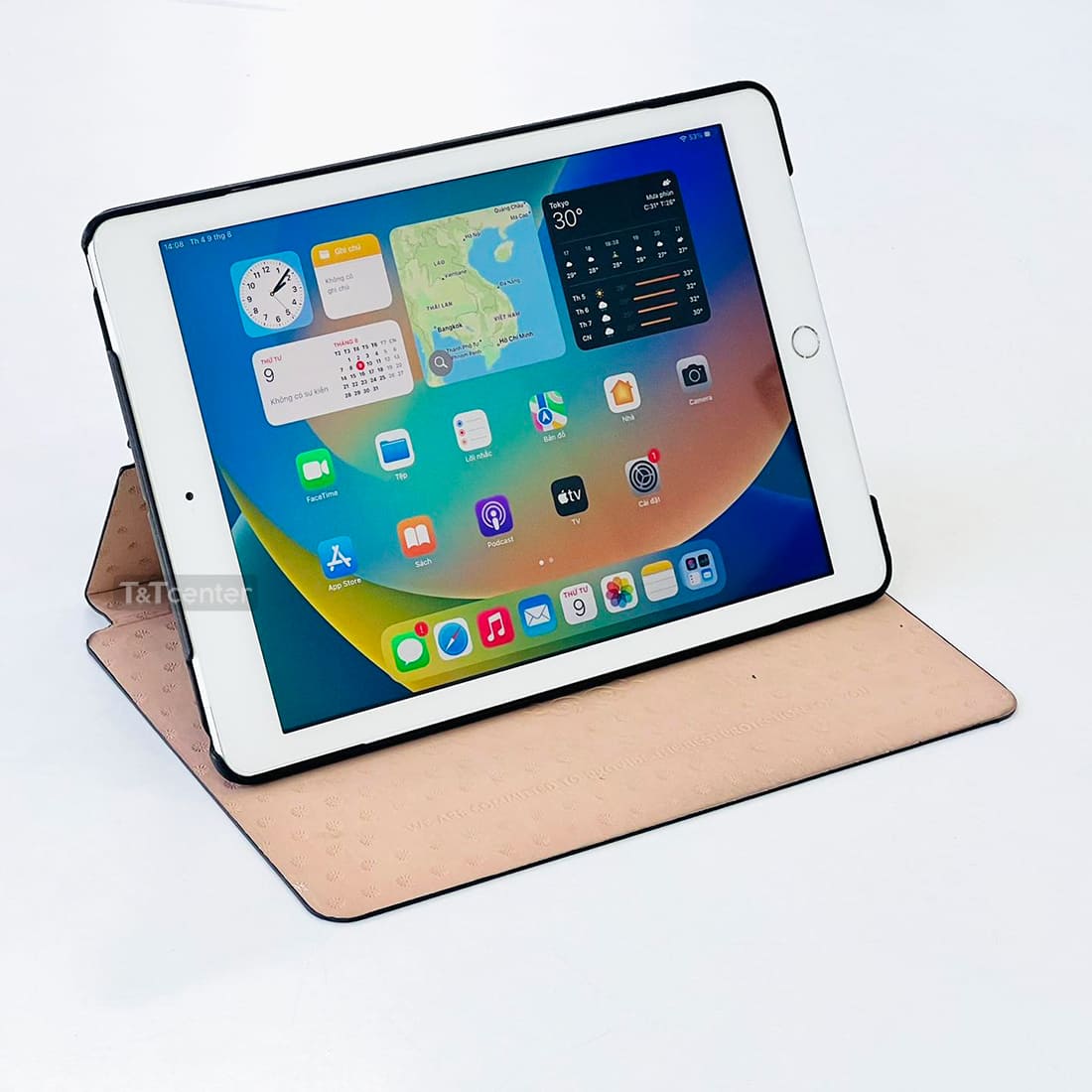 Thiết kế góc cạnh, sang trọng