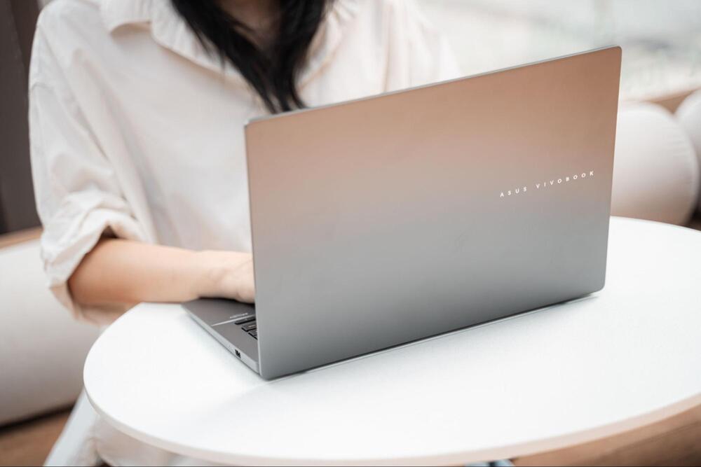 Nếu cần một mẫu laptop đáp ứng hầu hết những tiêu chí trên…