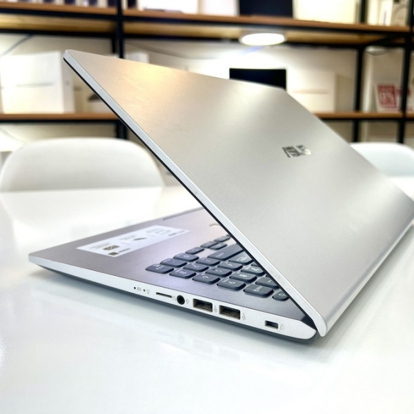 Asus VivoBook X509FJ Core i5 – 8265U 8GB/HDD 1TB VGA MX230